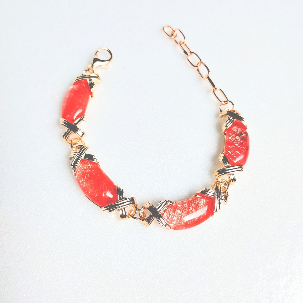 Gorgeous Cherry Quartz (65.00ctw) Bracelet in Rose Toned Gold